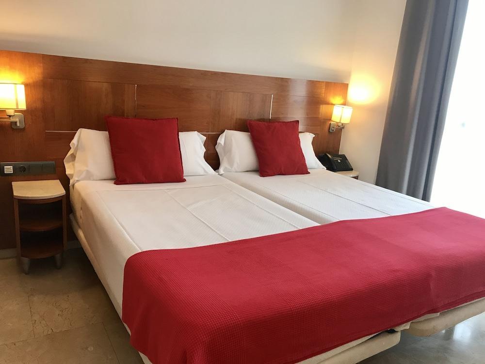 מולינס דה ריי Hotel Calasanz מראה חיצוני תמונה