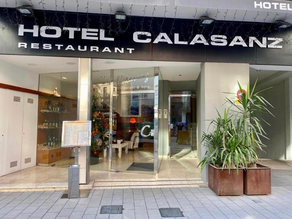 מולינס דה ריי Hotel Calasanz מראה חיצוני תמונה
