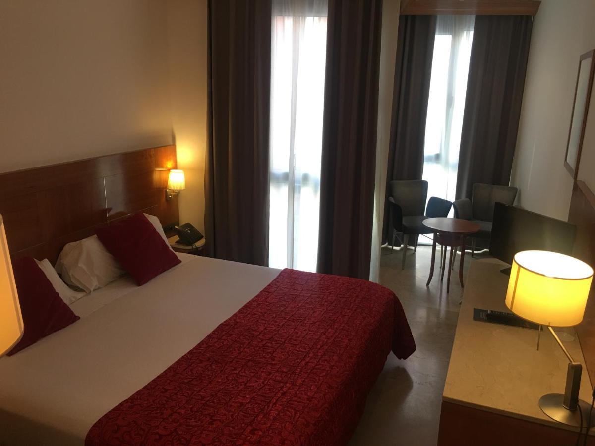 מולינס דה ריי Hotel Calasanz מראה חיצוני תמונה