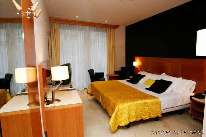 מולינס דה ריי Hotel Calasanz חדר תמונה